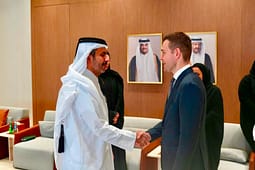 Mucunski në Katar: Konfirmohet angazhimi për të nxitur bashkëpunimin në mbrojtje dhe siguri Mucunski në Katar: Konfirmohet angazhimi për të nxitur bashkëpunimin në mbrojtje dhe siguri