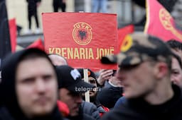 Aktgjykimi ndaj Thaçit dhe të tjerëve më 16 shtator – paralajmërohen protesta kundër Gjykatës Speciale Aktgjykimi ndaj Thaçit dhe të tjerëve më 16 shtator – paralajmërohen protesta kundër Gjykatës Speciale