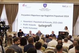 Popullsia e Kosovës po plaket, mosha mesatare pritet të arrijë 49 vjeç deri më 2060 Popullsia e Kosovës po plaket, mosha mesatare pritet të arrijë 49 vjeç deri më 2060