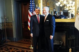 Endrit Thaçi kujton momentin kur Joe Biden e quajti Hashim Thaçin “George Washingtoni i Kosovës” Endrit Thaçi kujton momentin kur Joe Biden e quajti Hashim Thaçin “George Washingtoni i Kosovës”