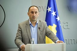 Prokuroria Speciale: Liburn Aliu u intervistua në kuadër të hetimeve për keqpërdorim detyre, s’mund të ndajmë informacione më tej Prokuroria Speciale: Liburn Aliu u intervistua në kuadër të hetimeve për keqpërdorim detyre, s’mund të ndajmë informacione më tej