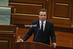 Kurti nuk prezanton kandidatin për kryeparlementar: Na duhet dakordim për president unifikues Kurti nuk prezanton kandidatin për kryeparlementar: Na duhet dakordim për president unifikues