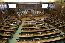 Baraliu: Ka shpresa për marrëveshje LVV-LDK, afati për konstituimin e Kuvendit përfundon më 7 gusht Baraliu: Ka shpresa për marrëveshje LVV-LDK, afati për konstituimin e Kuvendit përfundon më 7 gusht