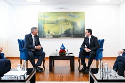 Kurti pret Zijadin Selën, flasin për rrugët Prizren-Tetovë dhe Bllacë-Shkup Kurti pret Zijadin Selën, flasin për rrugët Prizren-Tetovë dhe Bllacë-Shkup