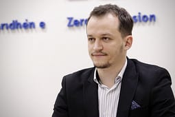 Eugen Cakolli: LVV-ja ka luksin të presë, LDK-ja jo Eugen Cakolli: LVV-ja ka luksin të presë, LDK-ja jo