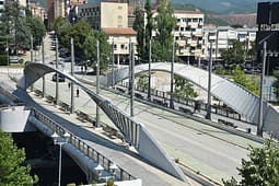 Osmani për hapjen e urës mbi Ibër: Hap historik drejt integrimit të plotë të Kosovës Osmani për hapjen e urës mbi Ibër: Hap historik drejt integrimit të plotë të Kosovës