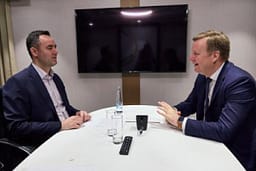 Pas takimit në Bruksel, Sorensen vazhdon diskutimet me Konjufcën: Folëm për zbatimin e Ligjit për të huajt dhe hapat e ardhshëm Pas takimit në Bruksel, Sorensen vazhdon diskutimet me Konjufcën: Folëm për zbatimin e Ligjit për të huajt dhe hapat e ardhshëm