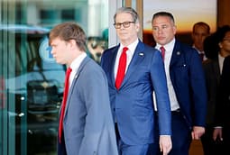 SHBA dhe Kina në tryezë: Bisedime tregtare para takimit Trump–Xi SHBA dhe Kina në tryezë: Bisedime tregtare para takimit Trump–Xi