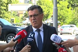 Haziri: Takimet me LVV-në do të vazhdojnë, s’ka orar, do të punohet 24/7 për të arritur marrëveshje Haziri: Takimet me LVV-në do të vazhdojnë, s’ka orar, do të punohet 24/7 për të arritur marrëveshje