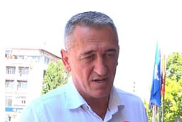 Rashiq: S’jam takuar ende me Kurtin, të enjten konstituohet kuvendi por s’votohet qeveria Rashiq: S’jam takuar ende me Kurtin, të enjten konstituohet kuvendi por s’votohet qeveria