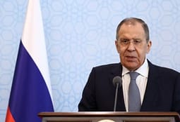 Lavrov: Armët dhe jo bisedimet do të vendosin për fundin e luftës Lavrov: Armët dhe jo bisedimet do të vendosin për fundin e luftës