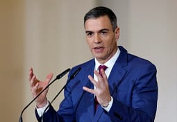 Bastiset selia e kryeministrit spanjoll Sanchez, thellohet skandali i korrupsionit, nën hetime edhe gruaja e vëllai tij Bastiset selia e kryeministrit spanjoll Sanchez, thellohet skandali i korrupsionit, nën hetime edhe gruaja e vëllai tij