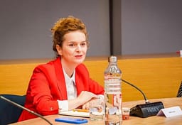 Kusari kritikon KPM-në: Po vepron si zyrë ligjore dhe si gjykatë për VV-në Kusari kritikon KPM-në: Po vepron si zyrë ligjore dhe si gjykatë për VV-në