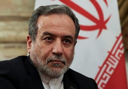 Ministri i jashtëm i Iranit s’do të marrë pjesë në takimin e OKB-së në New York për shkak të “çështjes së vizës” Ministri i jashtëm i Iranit s’do të marrë pjesë në takimin e OKB-së në New York për shkak të “çështjes së vizës”