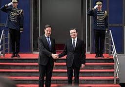 Synimet e Kosovës për NATO, Shea: Mbajtja e tri palë zgjedhjeve brenda pak muajsh s’është shenjë e mirë Synimet e Kosovës për NATO, Shea: Mbajtja e tri palë zgjedhjeve brenda pak muajsh s’është shenjë e mirë
