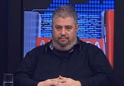 Arsovski: Në votimin elektronik duhet të përfshihen edhe qytetarët që jetojnë brenda vendit Arsovski: Në votimin elektronik duhet të përfshihen edhe qytetarët që jetojnë brenda vendit