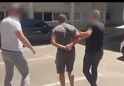 Serbia thotë se ka arrestuar një person nga Istogu me pretendimin se ka “spiunuar” për varrezat masive në Kosovë Serbia thotë se ka arrestuar një person nga Istogu me pretendimin se ka “spiunuar” për varrezat masive në Kosovë
