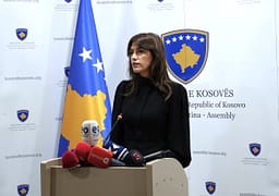 Largimet nga GUXO drejt LDK’së, Haxhiu thotë se qytetarët do i ‘‘vlerësojnë’’ ata: Në qershor do ndodh njësoj si në dhjetor Largimet nga GUXO drejt LDK’së, Haxhiu thotë se qytetarët do i ‘‘vlerësojnë’’ ata: Në qershor do ndodh njësoj si në dhjetor
