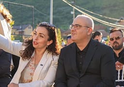 Avdyli ironizon me ‘Espresson 51%’ të Kurtit: Ia kemi marrë dorën me fitu zgjedhje me poezi e llafe, amo temë e rëndë me fol për ndonjë autostradë Avdyli ironizon me ‘Espresson 51%’ të Kurtit: Ia kemi marrë dorën me fitu zgjedhje me poezi e llafe, amo temë e rëndë me fol për ndonjë autostradë