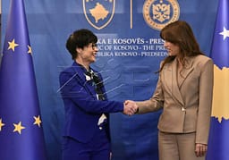 Haxhiu pas takimit me Marta Kosin: Biseduam për rrugën evropiane të Kosovës Haxhiu pas takimit me Marta Kosin: Biseduam për rrugën evropiane të Kosovës