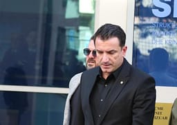Gjykata e Lartë rrëzon kërkesën e Veliajt, kryebashkiaku mbetet në burg Gjykata e Lartë rrëzon kërkesën e Veliajt, kryebashkiaku mbetet në burg