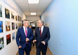 Hamza pret ambasadorin britanik Jonathan Hargreaves, flasin për zgjedhjet e 7 qershorit dhe procesin demokratik Hamza pret ambasadorin britanik Jonathan Hargreaves, flasin për zgjedhjet e 7 qershorit dhe procesin demokratik