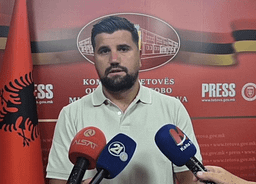 Zeqiri: Uji në Tetovë është i pijshëm, çdo ditë bëjmë analiza Zeqiri: Uji në Tetovë është i pijshëm, çdo ditë bëjmë analiza