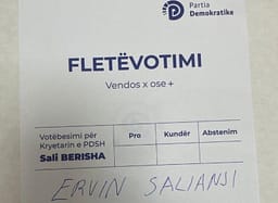 Zgjedhjet në PD, Salianji publikon fletët e votimit me emrin e tij: Demokratët po refuzojnë farsën Zgjedhjet në PD, Salianji publikon fletët e votimit me emrin e tij: Demokratët po refuzojnë farsën