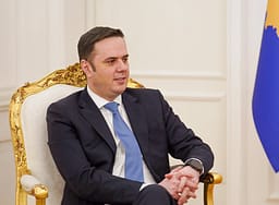 Abdixhiku për bashkimin: S’e kam bërë për veten, por për nje kauzë më të madhe, Kosovën Abdixhiku për bashkimin: S’e kam bërë për veten, por për nje kauzë më të madhe, Kosovën