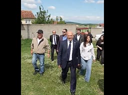 Ardian Gjini nga Malisheva: Qytetarët po bashkohen rreth vizionit tonë qeverisës Ardian Gjini nga Malisheva: Qytetarët po bashkohen rreth vizionit tonë qeverisës