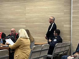 Gjykimi ndaj Pantiq e Zariq, dëshmitarja tregon se si ia vranë nëntë familjarë para syve të saj përfshirë një 16-vjeçar Gjykimi ndaj Pantiq e Zariq, dëshmitarja tregon se si ia vranë nëntë familjarë para syve të saj përfshirë një 16-vjeçar