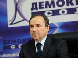 Trajanov: Për reforma Maqedonia është para Shqipërisë e Serbisë, drejt BE-së na penalizon strategjia e dobët diplomatike Trajanov: Për reforma Maqedonia është para Shqipërisë e Serbisë, drejt BE-së na penalizon strategjia e dobët diplomatike
