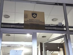 Prokuroria flet për zhvillimet rreth incidentit në Skënderaj ku u përfshinë Mehani e Lushtaku: Po intervistohen të dyshuar e dëshmitarë Prokuroria flet për zhvillimet rreth incidentit në Skënderaj ku u përfshinë Mehani e Lushtaku: Po intervistohen të dyshuar e dëshmitarë