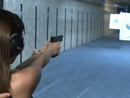 Nga 10 në 5 vjet, propozim ligji i ri shkurton vlefshmërinë e lejeve për armë Nga 10 në 5 vjet, propozim ligji i ri shkurton vlefshmërinë e lejeve për armë
