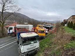 Aktakuzë ndaj gjashtë personave për barrikadat në veri Aktakuzë ndaj gjashtë personave për barrikadat në veri