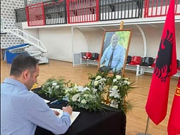 Konjufca: Sahit Jashari do të mbetet në kujtesë si një nga luftëtarët më të paepur të lirisë Konjufca: Sahit Jashari do të mbetet në kujtesë si një nga luftëtarët më të paepur të lirisë