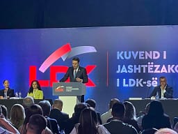 Abdixhiku: Ky kuvend është i gabuar sepse erdhi si i njëanshëm dhe në kohë sfiduese për Republikën Abdixhiku: Ky kuvend është i gabuar sepse erdhi si i njëanshëm dhe në kohë sfiduese për Republikën