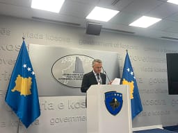 Zulfaj: Bllokada në Kuvend la pa përmbushur gjashtë reforma të Planit të Rritjes, vlera rreth 40 milionë euro Zulfaj: Bllokada në Kuvend la pa përmbushur gjashtë reforma të Planit të Rritjes, vlera rreth 40 milionë euro