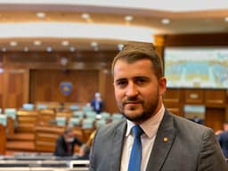 Lushtaku: PDK nuk bie pre e lojërave dhe skenarëve të këtij pushteti mashtrues Lushtaku: PDK nuk bie pre e lojërave dhe skenarëve të këtij pushteti mashtrues