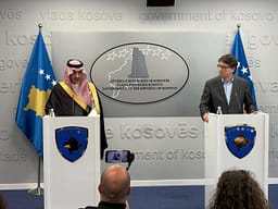 Murati: Punimet për segmentin e fundit të rrugës Prishtinë-Mitrovicë pritet të nisin së shpejti Murati: Punimet për segmentin e fundit të rrugës Prishtinë-Mitrovicë pritet të nisin së shpejti