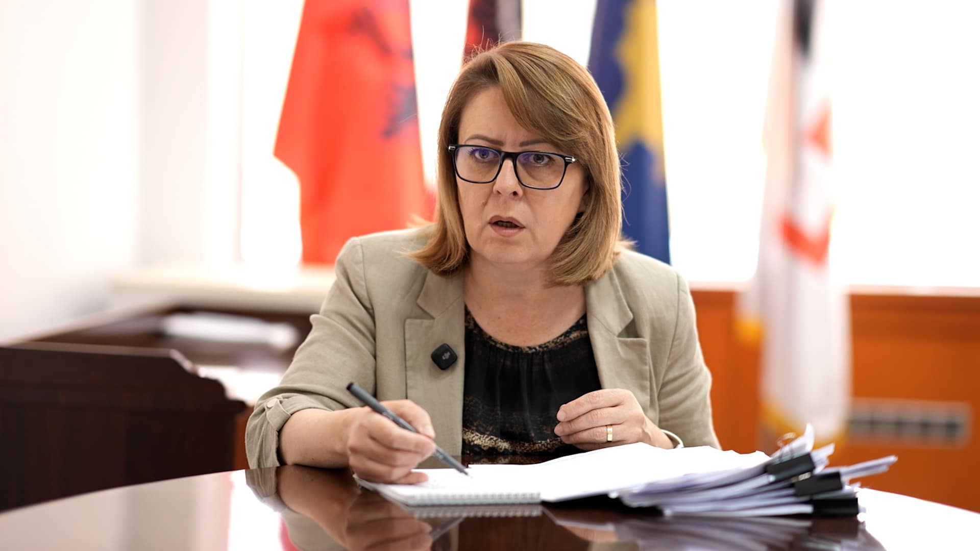 Hykmete Bajrami kërkon subvencionim të plotë të zinxhirit të qumështit për të mbrojtur prodhuesit vendorë Hykmete Bajrami kërkon subvencionim të plotë të zinxhirit të qumështit për të mbrojtur prodhuesit vendorë