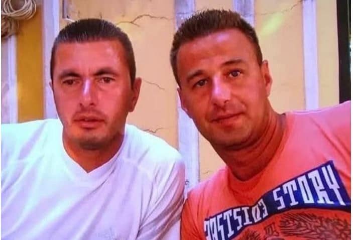 Dy vëllezër humbin jetën brenda pak orësh në Pejë – njëri nga aksidenti në trafik, tjetri nga sëmundja Dy vëllezër humbin jetën brenda pak orësh në Pejë – njëri nga aksidenti në trafik, tjetri nga sëmundja