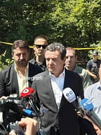 Dyshimet për varrezë masive, Kurti: Gërmimet do të vazhdojnë me muaj, eshtrat e gjetura janë të shpërndara dhe buzë një përroi Dyshimet për varrezë masive, Kurti: Gërmimet do të vazhdojnë me muaj, eshtrat e gjetura janë të shpërndara dhe buzë një përroi