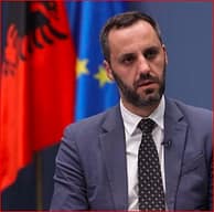 Lamallari paralajmëron shpallje të tjera “non grata” Lamallari paralajmëron shpallje të tjera “non grata”